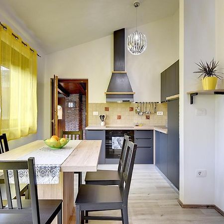Villetta Ambrosiana Vodnjan Exterior foto