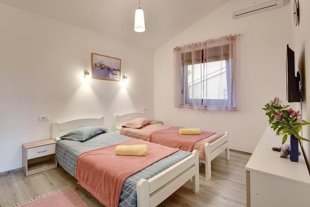 Villetta Ambrosiana Vodnjan Exterior foto