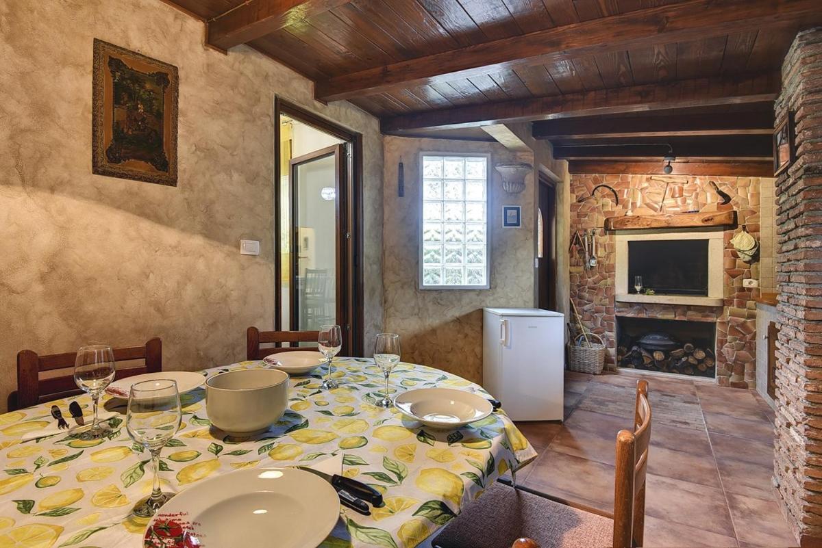 Villetta Ambrosiana Vodnjan Exterior foto