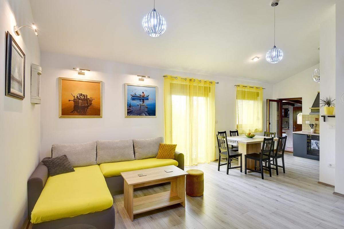 Villetta Ambrosiana Vodnjan Exterior foto