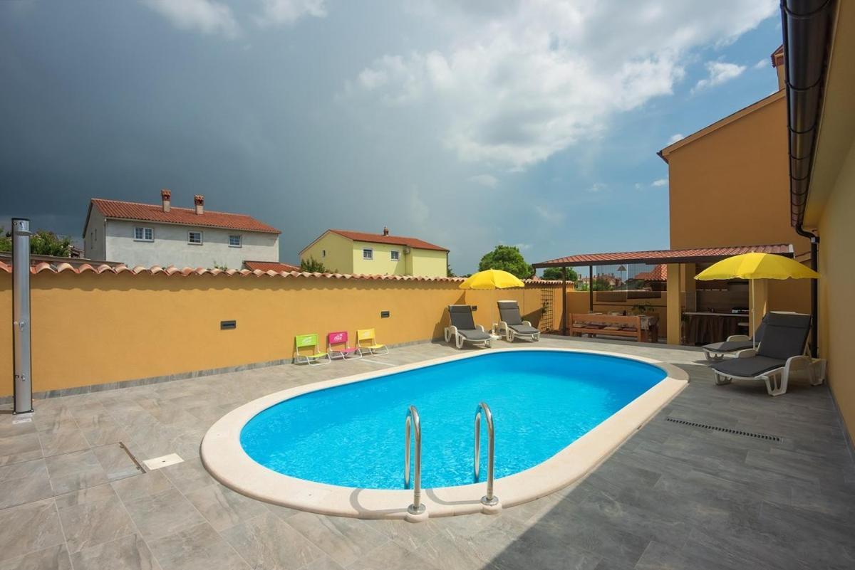 Villetta Ambrosiana Vodnjan Exterior foto
